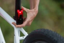 MonkeyLink ML-Light Recharge 30 Lux Set Mit USB-Anschluss -E-Bike Geschäft Rear Entnahme 1