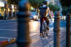 Sigma Infinity Mit Akku Für USB-Ladegerät 15 Sigma Infinity Mit Akku Für USB-Ladegerät -E-Bike Geschäft Sigma Batterieruecklicht Rueckleuchte Infinity USB Akku 15200 4016224152001c